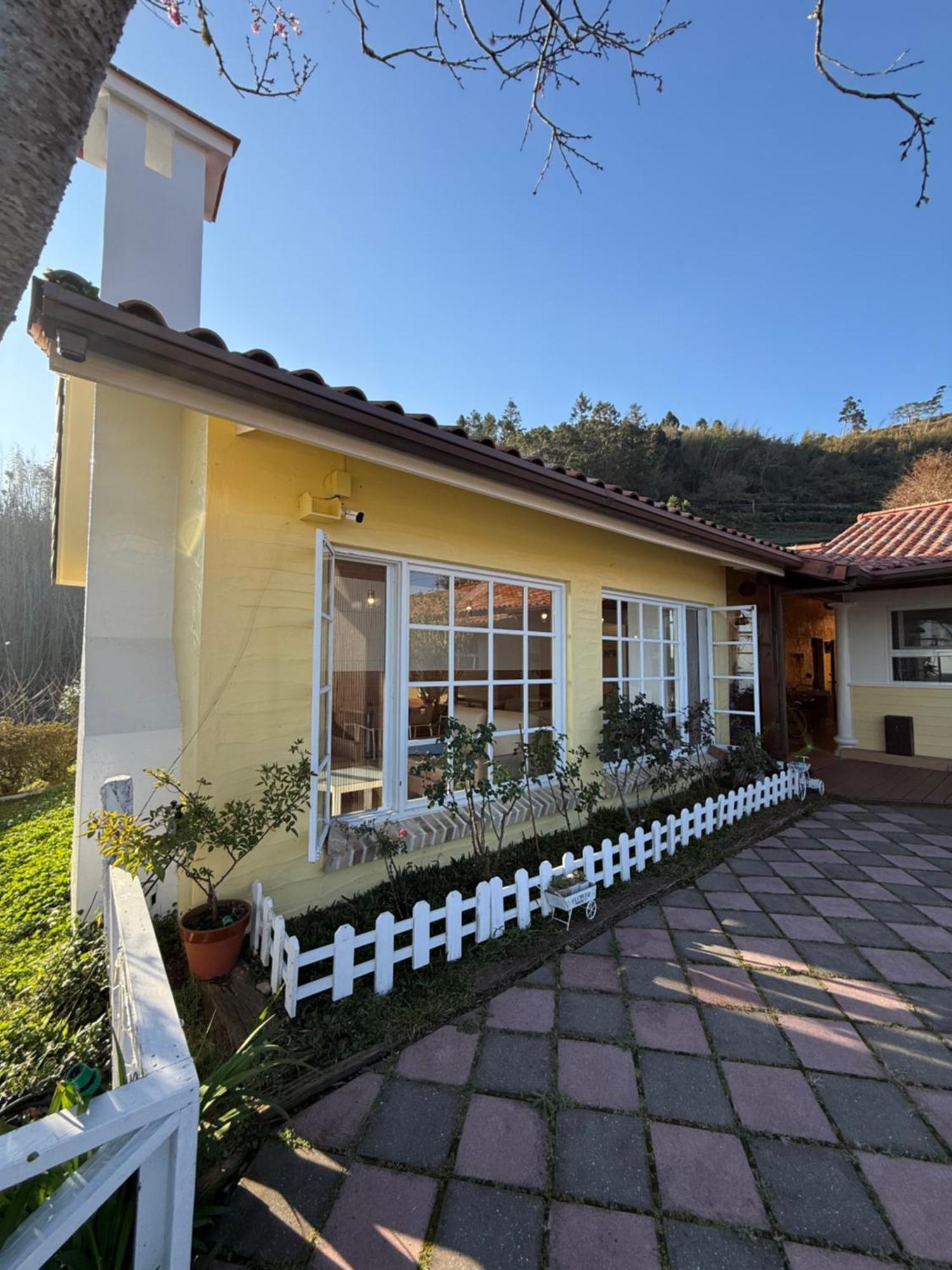 Alishan Tea Garden B&B Фенчиху Екстериор снимка